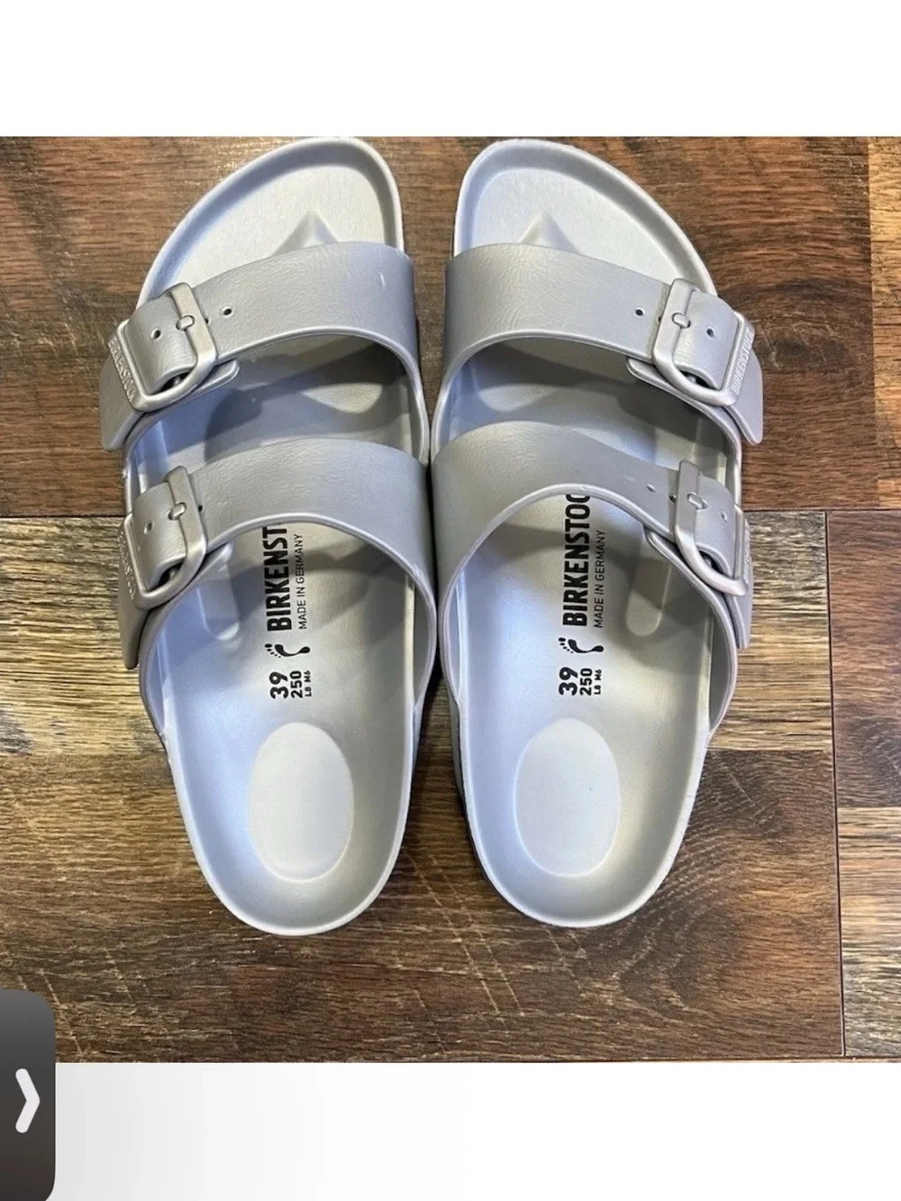 Birkenstock Arizona Sandals Size EU 39 US 8 Women’s Silver Narrow
